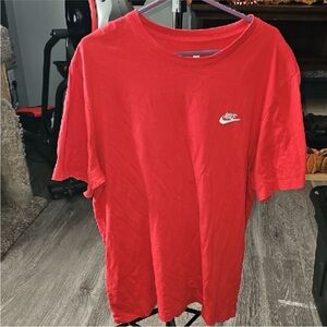 Nike Men's Red Short Sleeve Sz Large